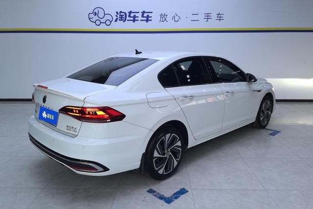 Volkswagen Bora 2023 Белый из Китая, фото 3