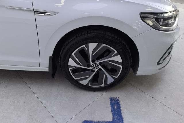 Volkswagen Bora id 3768846 из Китая 10