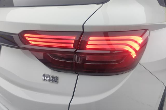 Geely Coolray 2024 1.5 T DCT — фото 5
