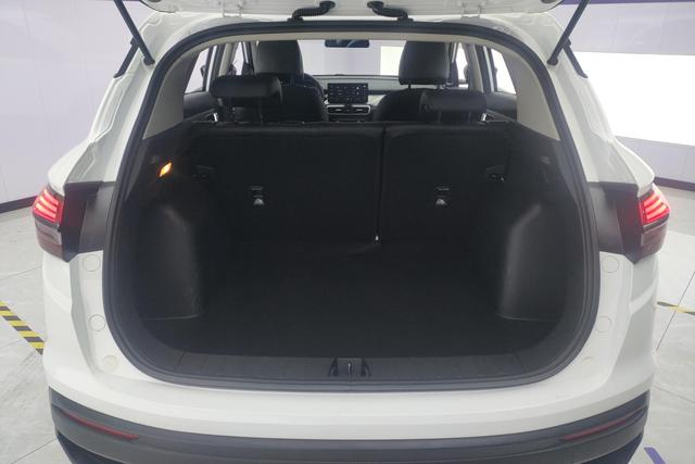 Geely Automobile Binyue id 3769011 из Китая 9