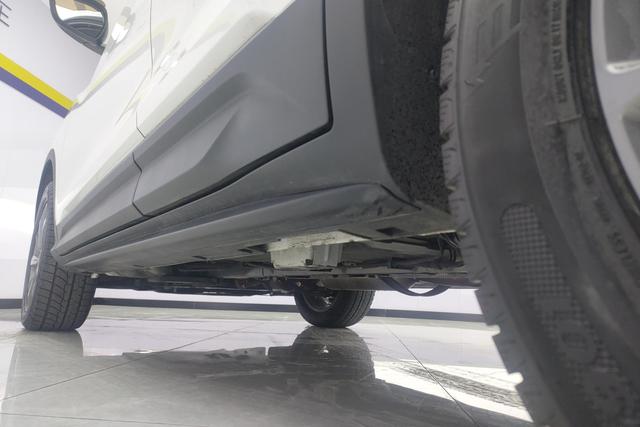 Geely Automobile Binyue id 3769011 из Китая 10