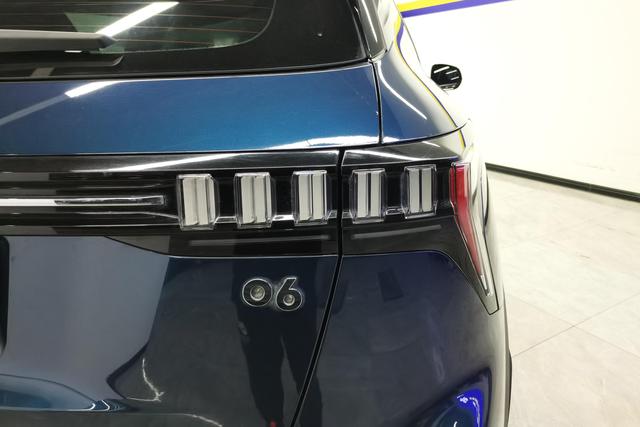 Lynk 06 2021 Синий из Китая, фото 6