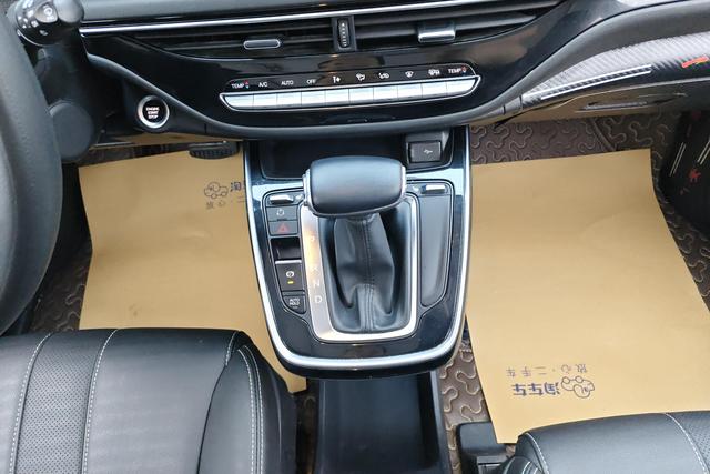 Gac Trumpchi Trumpchi M6 2021 — фото 13