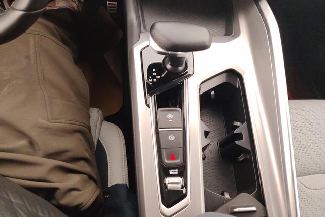 Geely Automobile Xingrui id 3810375 из Китая 17