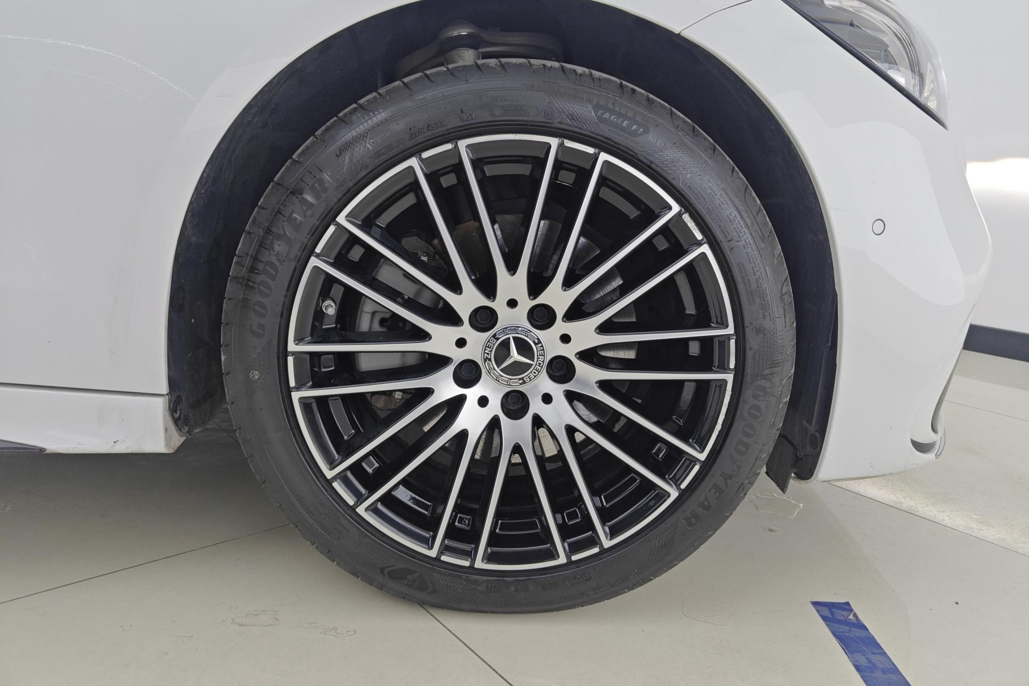 Mercedes-Benz C-Class C 2023 C 200 L Sport