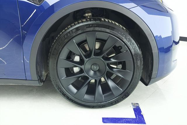 Tesla Model Y id 3785141 из Китая 11