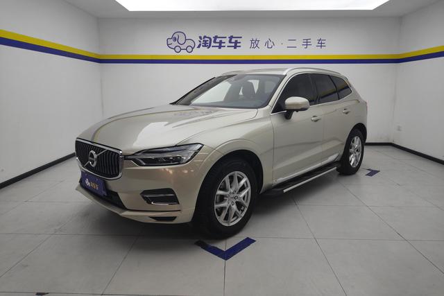VOLVO XC60 2021 — фото 1