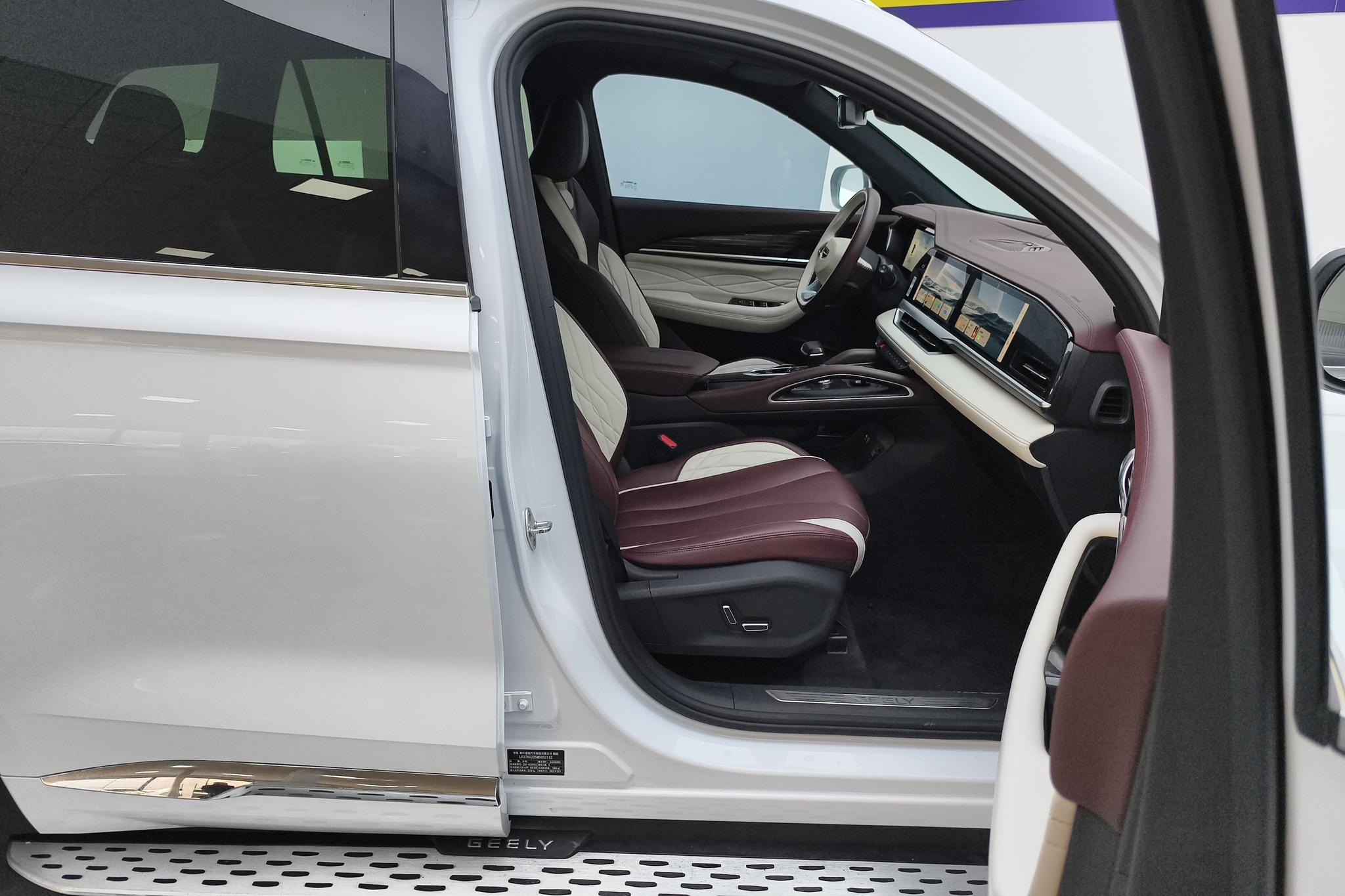Geely Monjaro L 2021 2.0TD DCT EVO