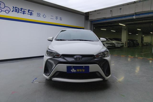 Toyota YARIS L Zhixuan 2021 Белый из Китая