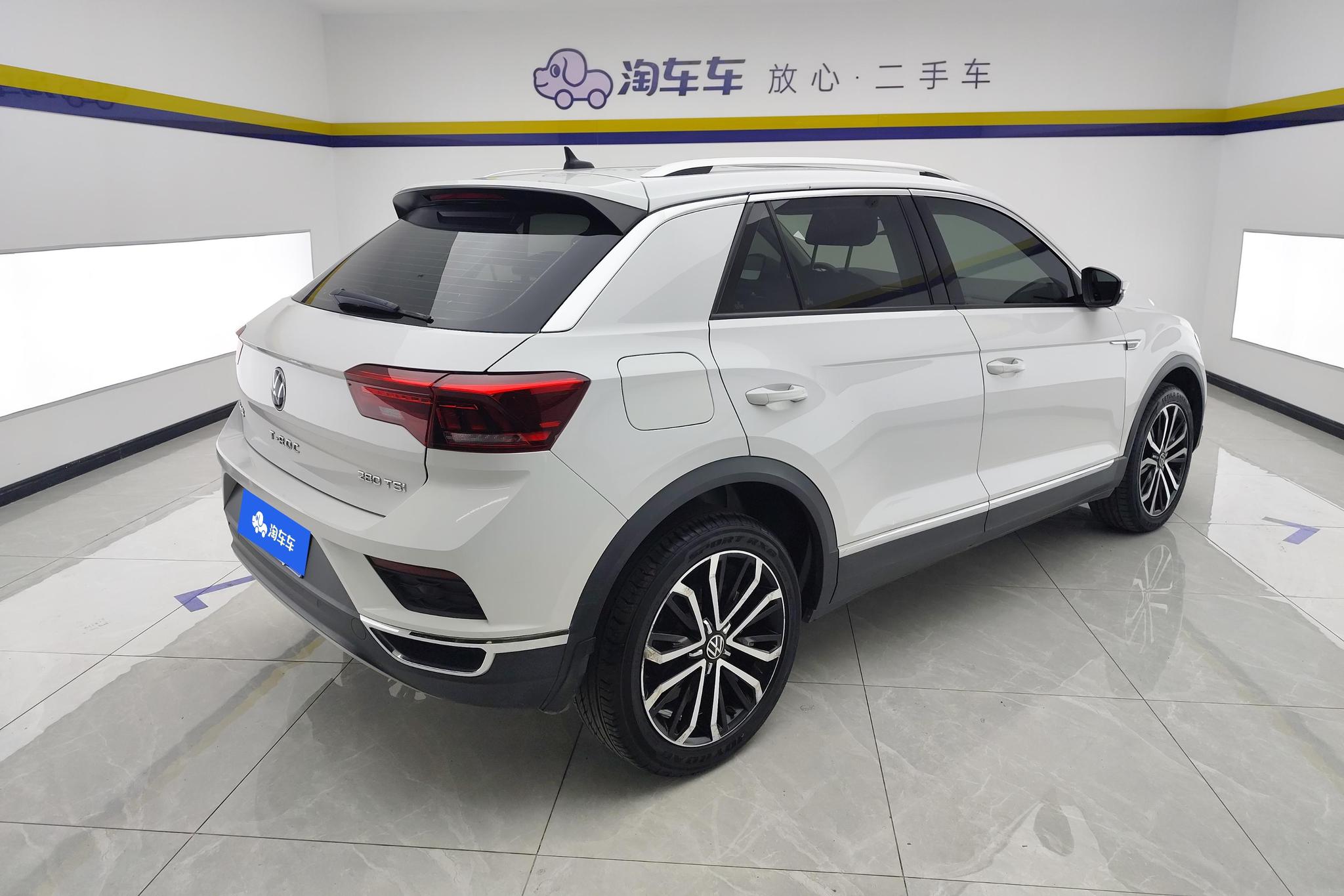 Volkswagen T-Roc 2021 280TSI DSG Comfort Smart Connect