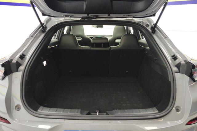 Chang'an UNI-T 2024 Темно-серый из Китая, фото 3