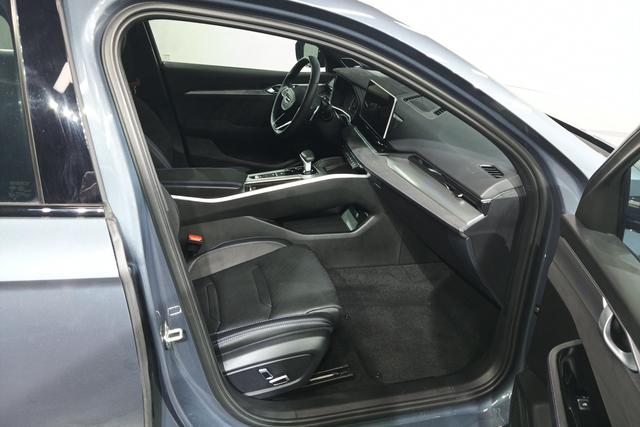 Geely Automobile Xingrui 2024 Темно-серый из Китая, фото 6