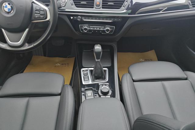 BMW 1 series 2019 Синий из Китая, фото 2