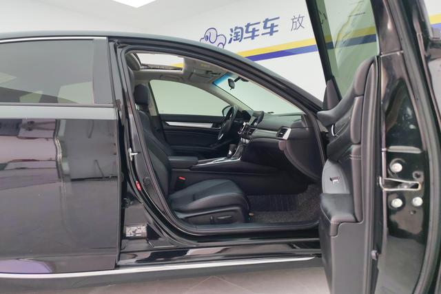 Honda Accord id 3810385 из Китая 7