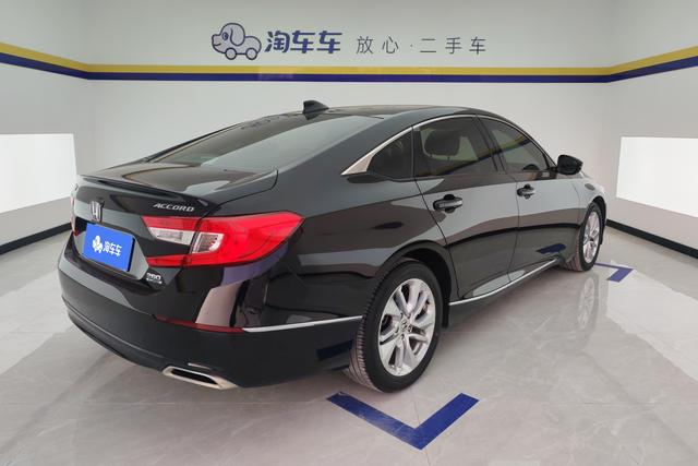 Honda Accord 2018 — фото 3