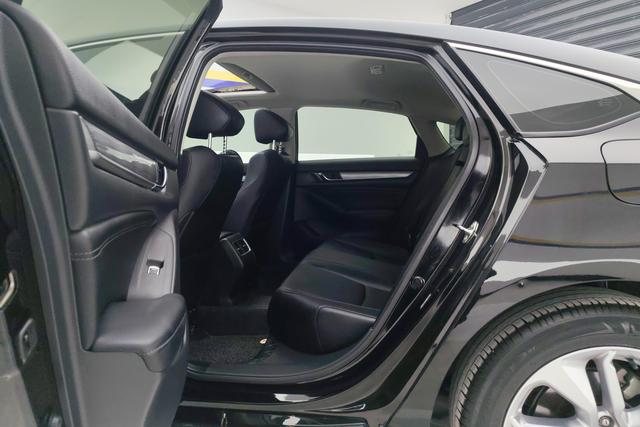 Honda Accord id 3810385 из Китая 11