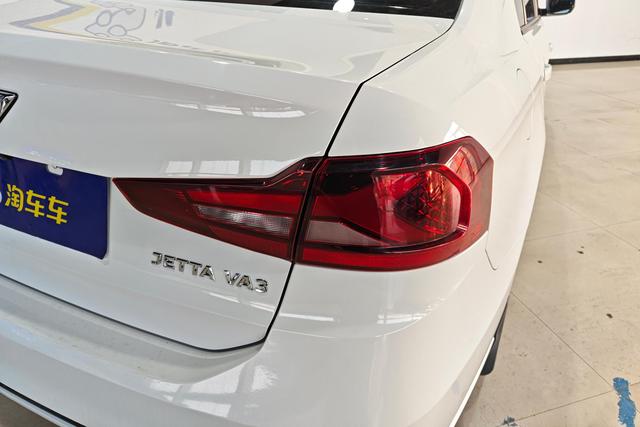 Jetta VA3 id 3810165 из Китая 7