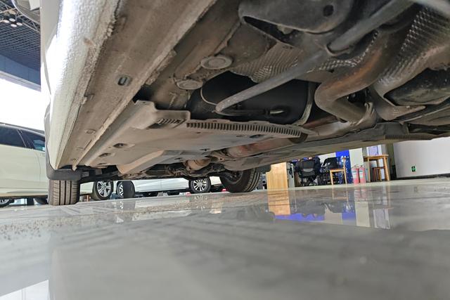 Jetta VA3 id 3810165 из Китая 14