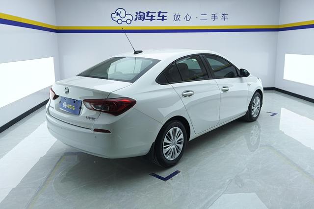 Buick Excelle id 3804348 из Китая 13