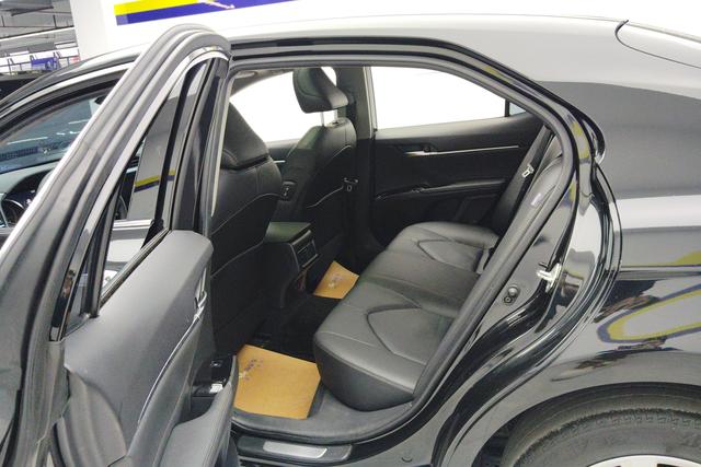 Toyota Camry id 3857667 из Китая 13