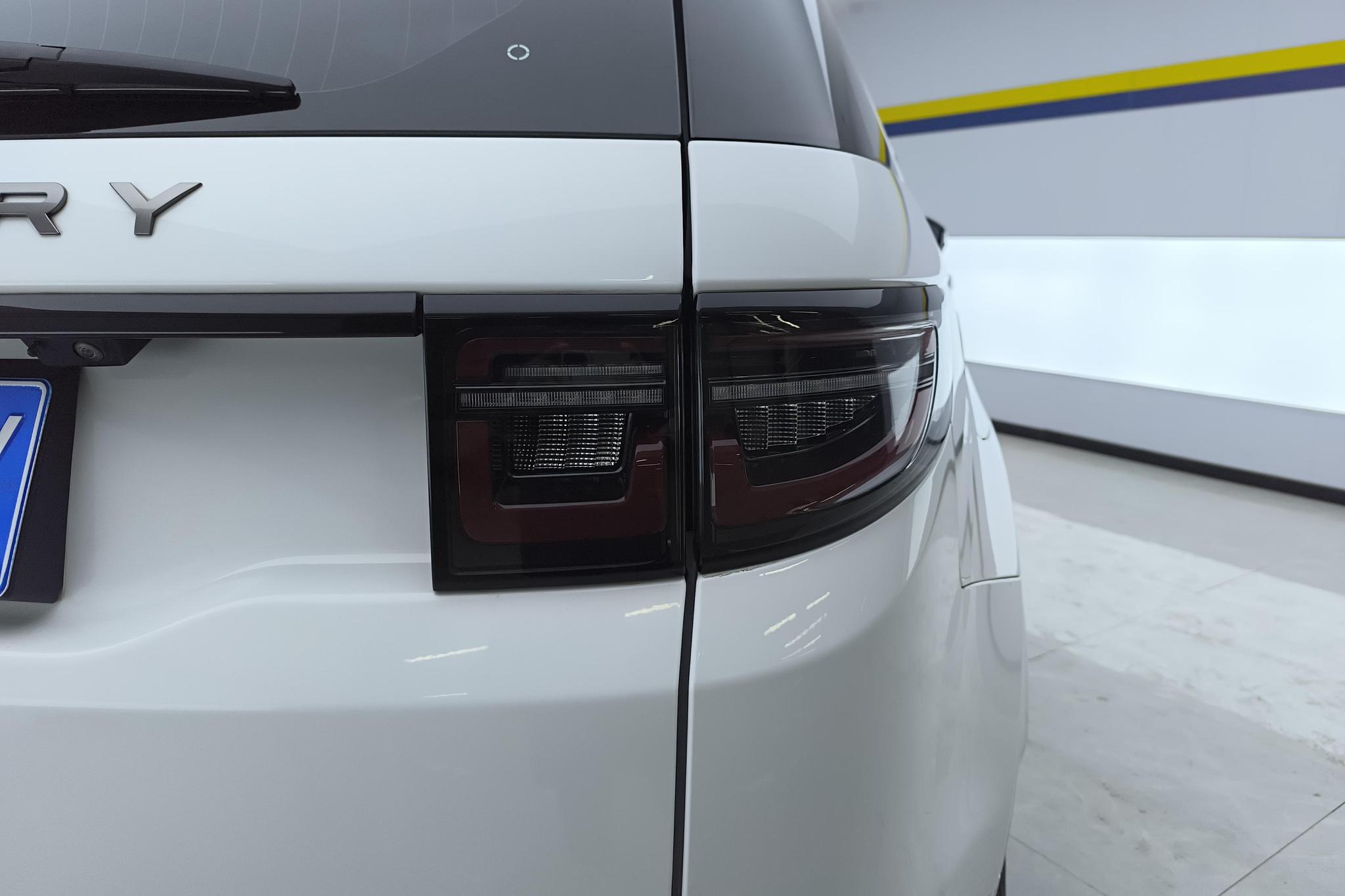 Land Rover Discovery Sport Sport 2020 249PS R-Dynamic S 5 мест