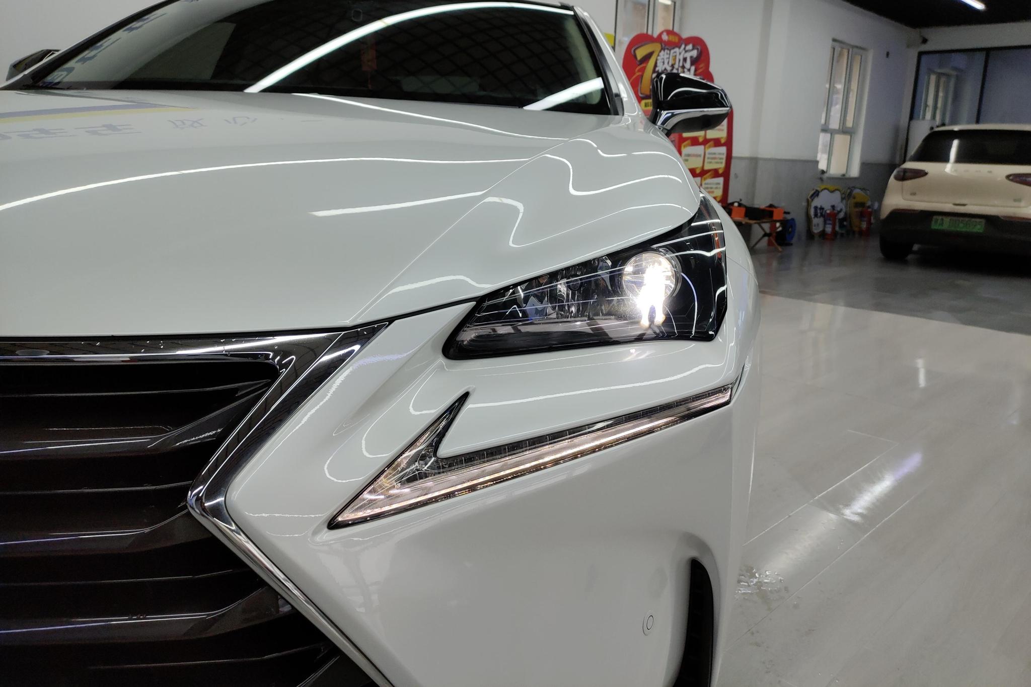 Lexus NX 2016 200