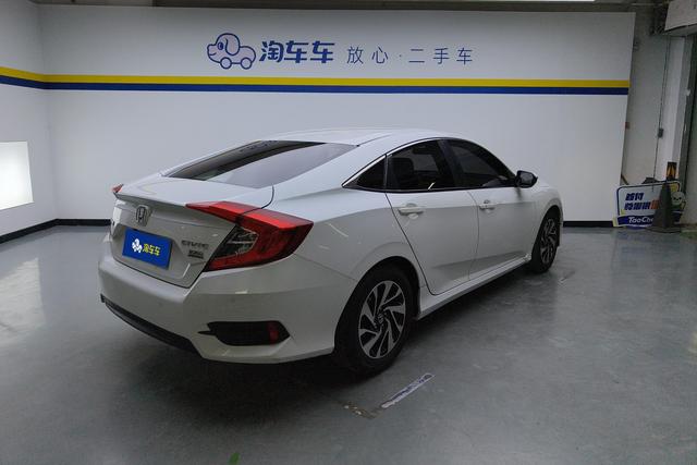 Honda Civic 2016 220 TURBO CVT — фото 3