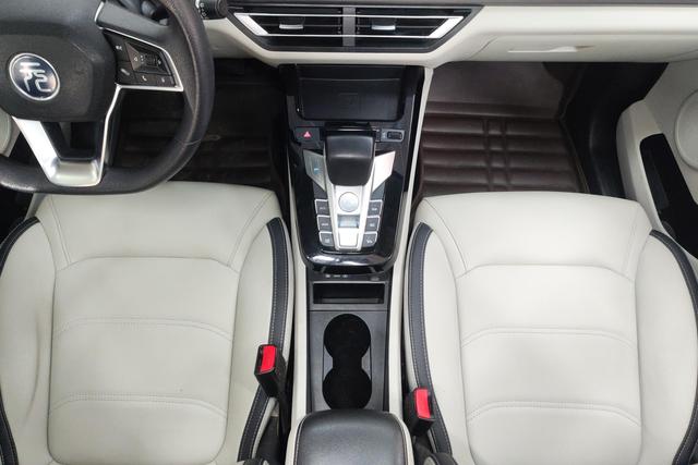 BYD Yuan Pro 2022 Белый из Китая