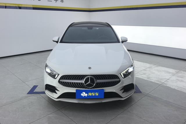 Mercedes Benz A-Class 2022 — фото 2