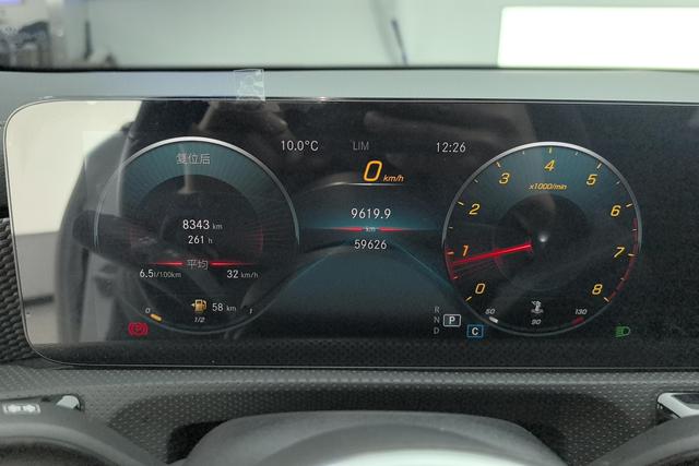 Mercedes Benz A-Class 2022 — фото 14