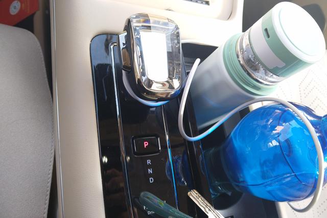 AITO Ask the world M7 2024 Черный из Китая, фото 3