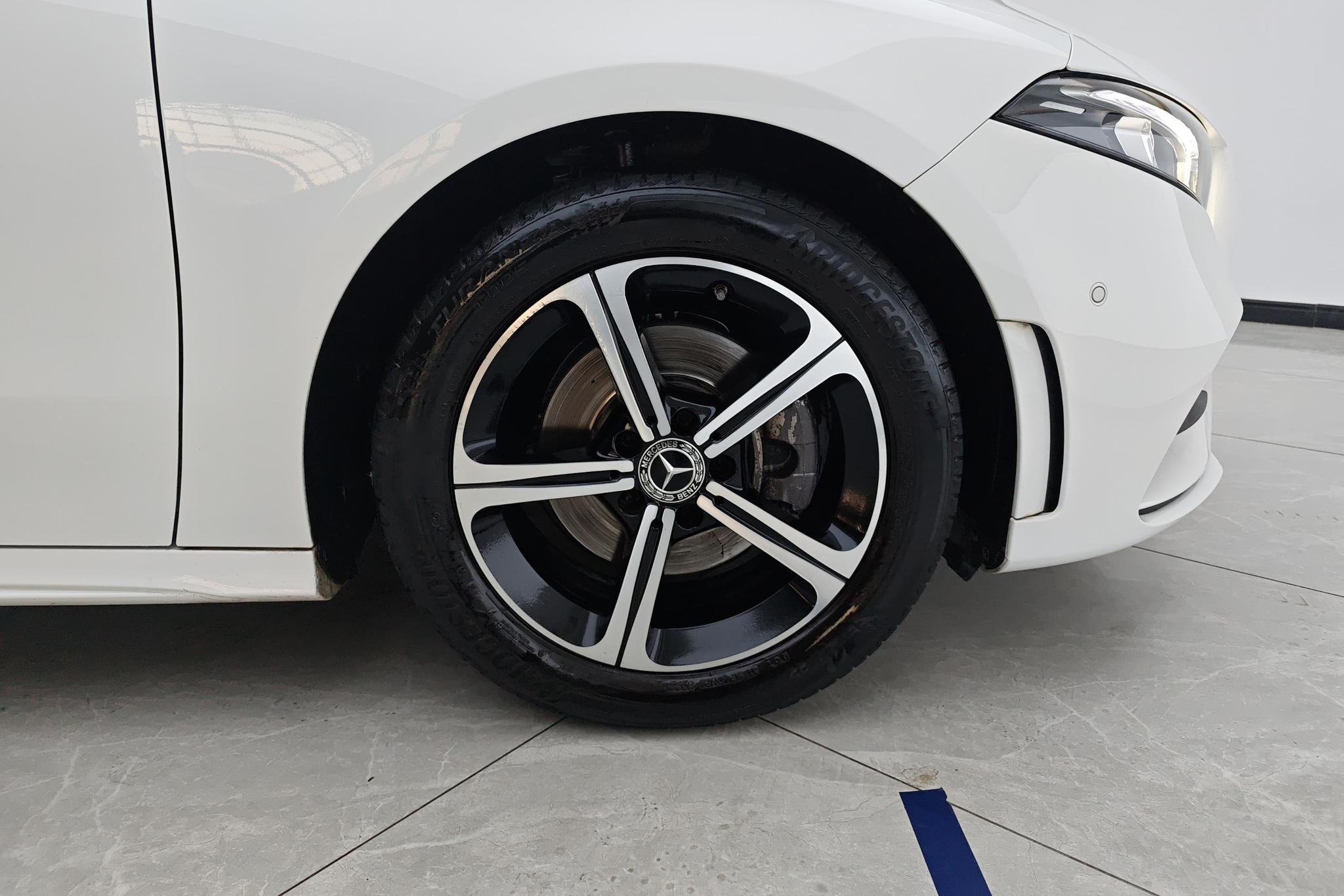 Mercedes-Benz A-Class A 2022 A 200 L Sport Fashion