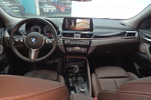 BMW X2 2023 — фото 11