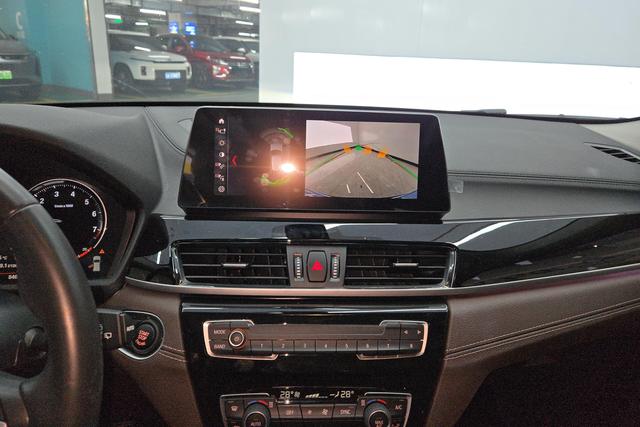 BMW X2 id 3804872 из Китая 8