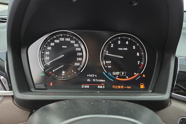 BMW X2 2023 — фото 13