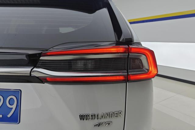 Toyota Wildlander 2022 2.0 L 4 WD — фото 6