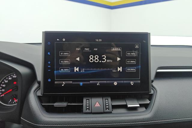 Toyota Wildlander 2022 2.0 L 4 WD — фото 13