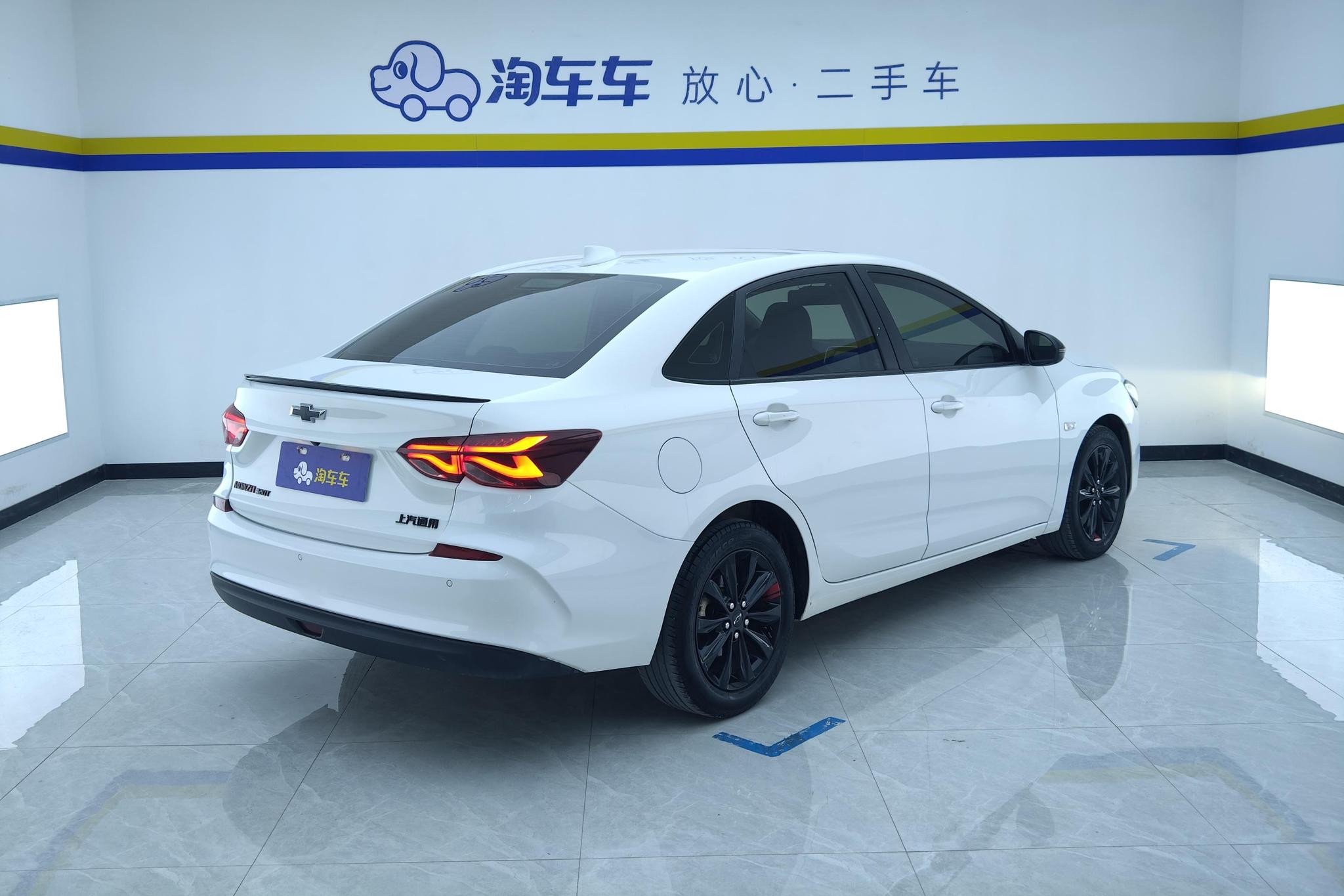Chevrolet Monza 2019 Redline 320T DCT