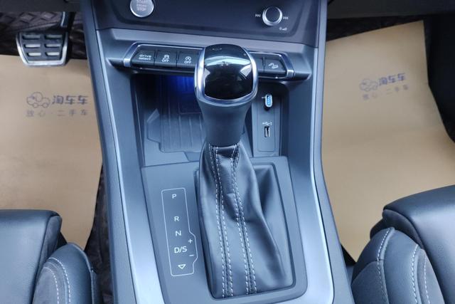 Audi Q3 Sportback 2020 — фото 15
