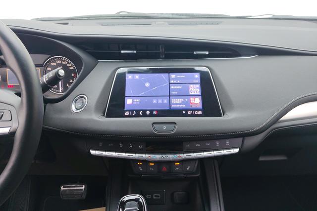 Cadillac XT4 2022 28 T 2 WDLuxury — фото 12