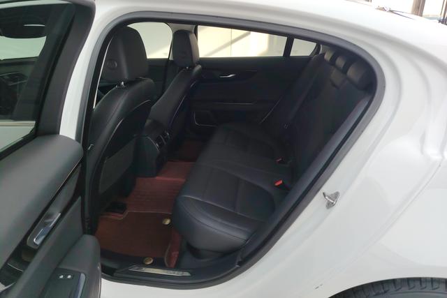 Jaguar XEL 2022 Белый из Китая, фото 2