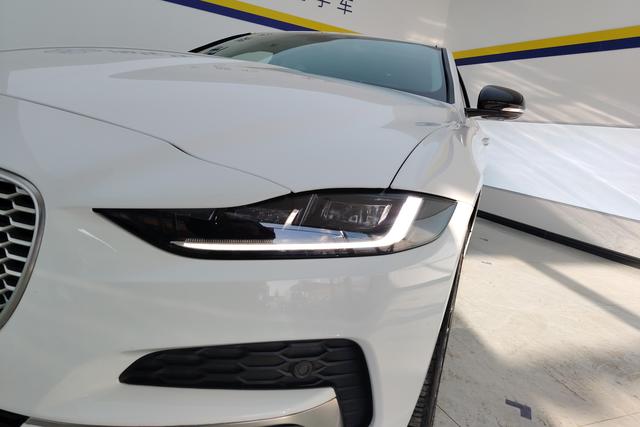 Jaguar XEL 2022 Белый из Китая, фото 3