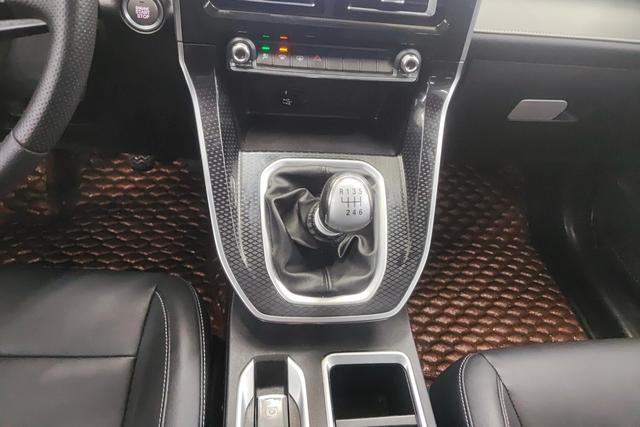 Haval M6 2021 Белый из Китая, фото 5