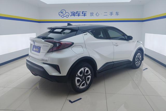 Toyota C-HR EV 2021 Белый из Китая, фото 4