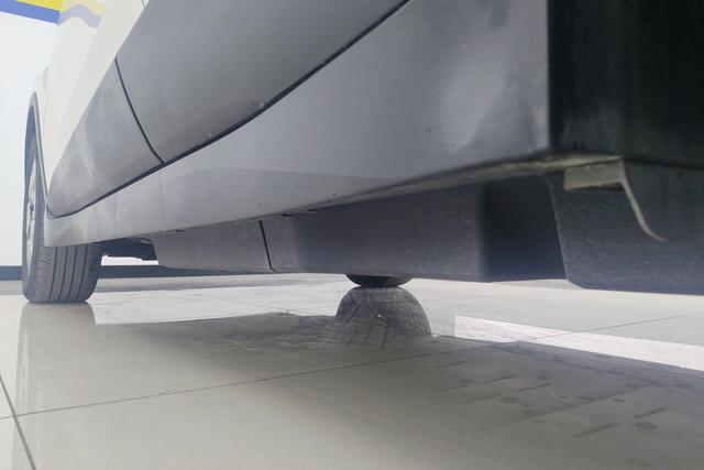 Toyota C-HR EV id 3857029 из Китая 10