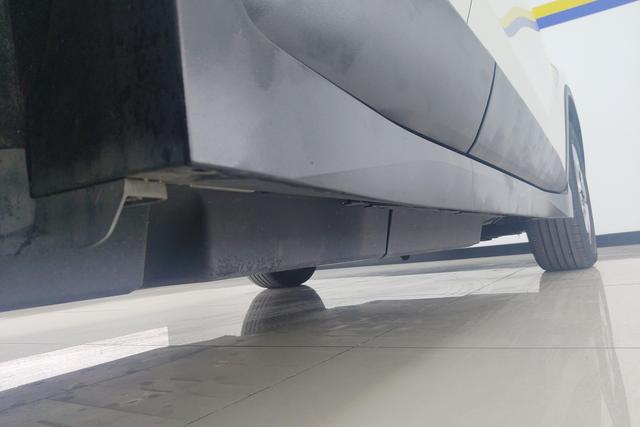 Toyota C-HR EV id 3857029 из Китая 16