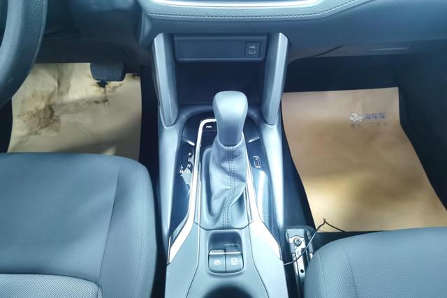 Toyota Forelander 2023 — фото 14