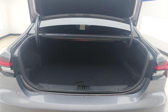 Roewe ei6 MAX Plug-in Hybrid 2020 — фото 17