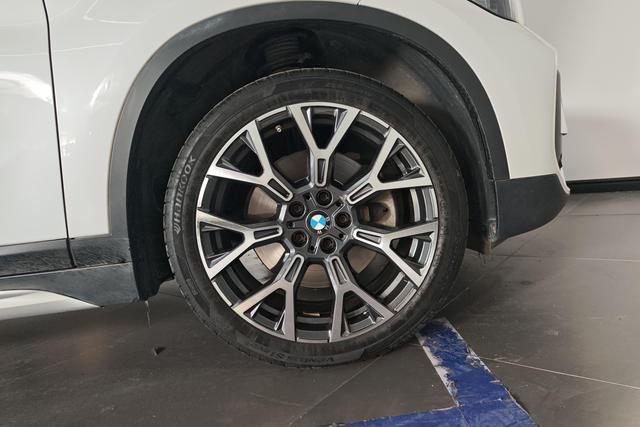 BMW X1 id 3824762 из Китая 12