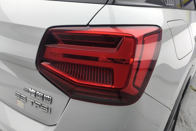 Audi Q2L 2020 Белый из Китая, фото 2